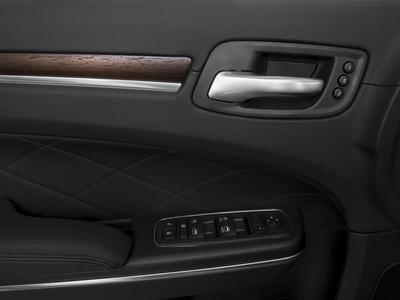 2016 Chrysler 300 C Platinum