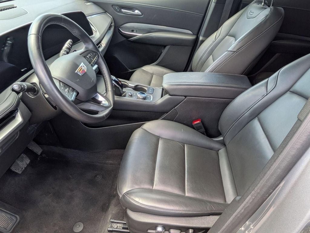 2025 Cadillac XT4 Premium Luxury