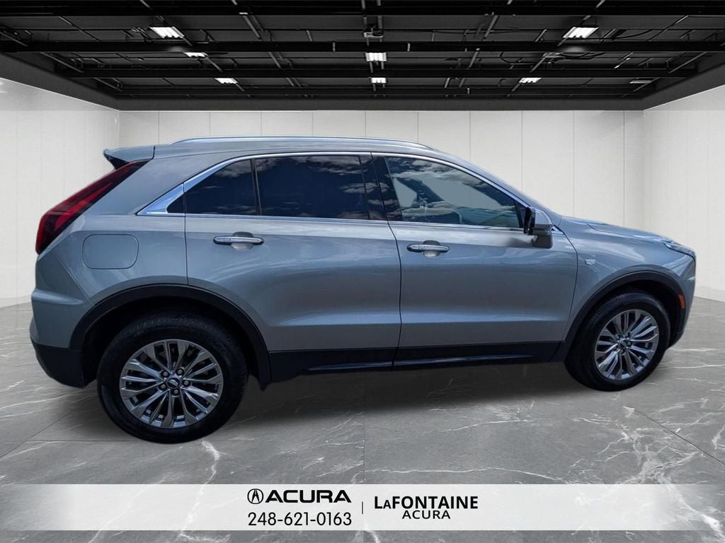 2025 Cadillac XT4 Premium Luxury