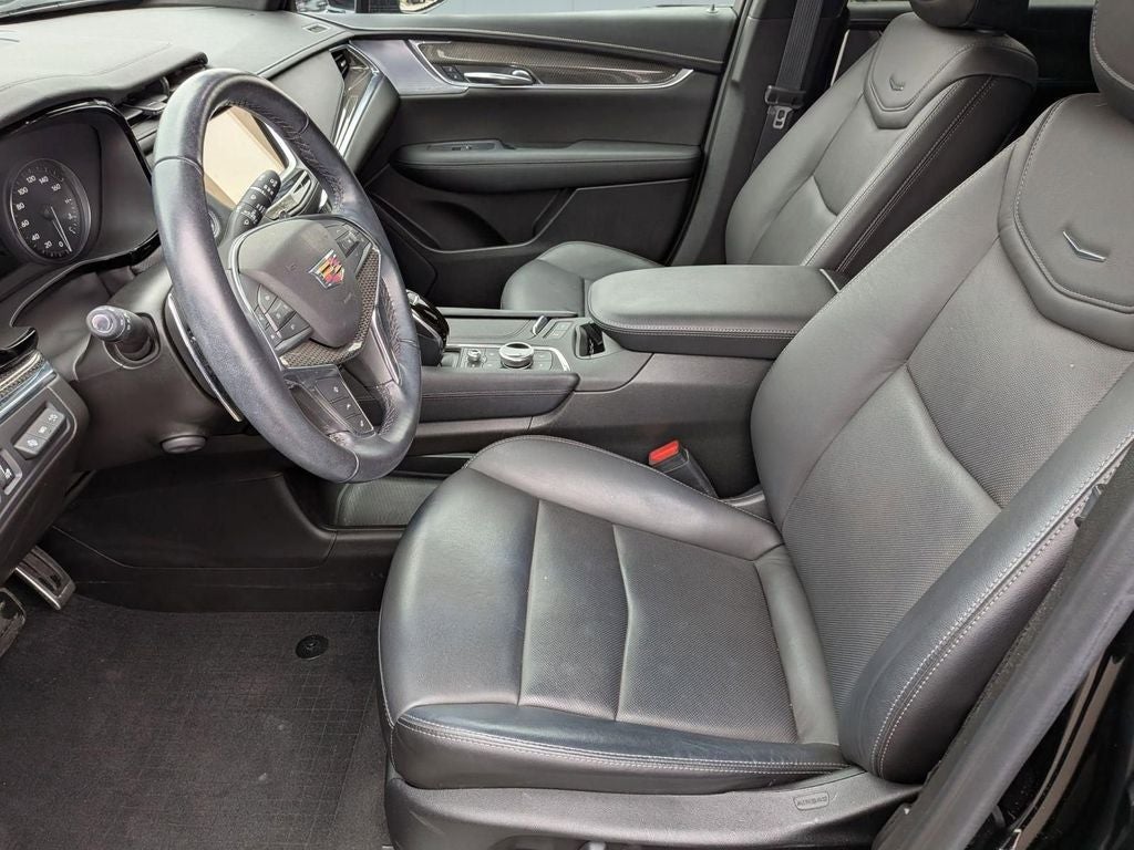 2020 Cadillac XT5 Sport