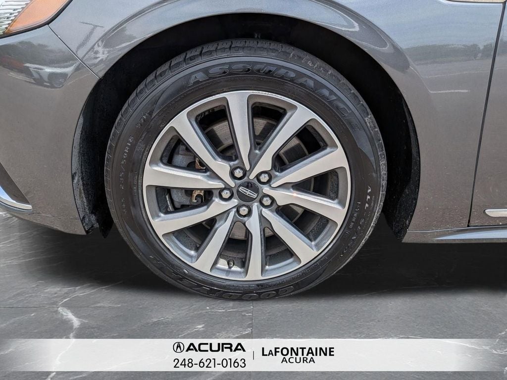 2018 Lincoln Continental Premiere