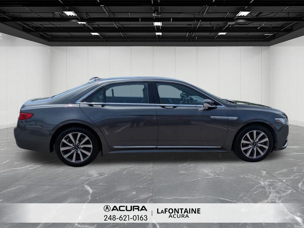 2018 Lincoln Continental Premiere
