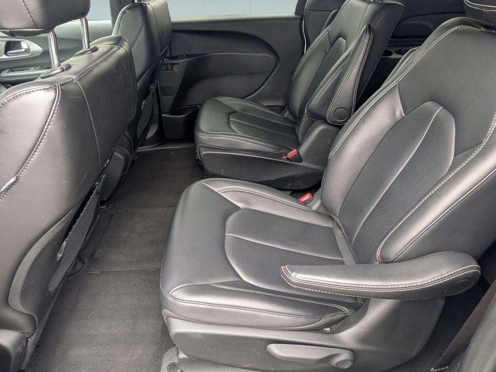 2024 Chrysler Pacifica Hybrid Select S Appearance