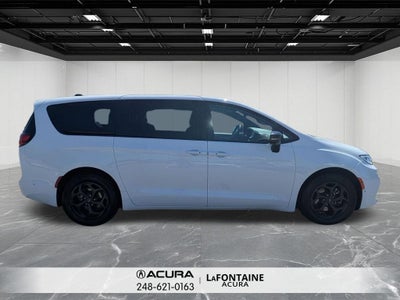 2024 Chrysler Pacifica Hybrid Select S Appearance