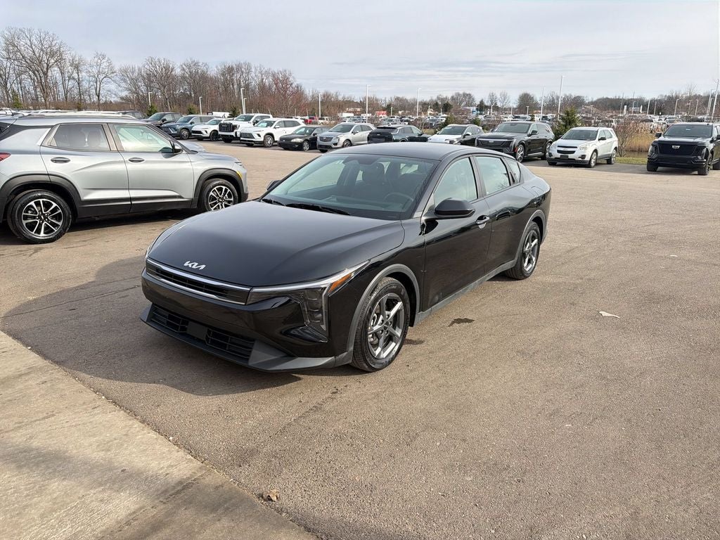 2025 Kia K4 LXS