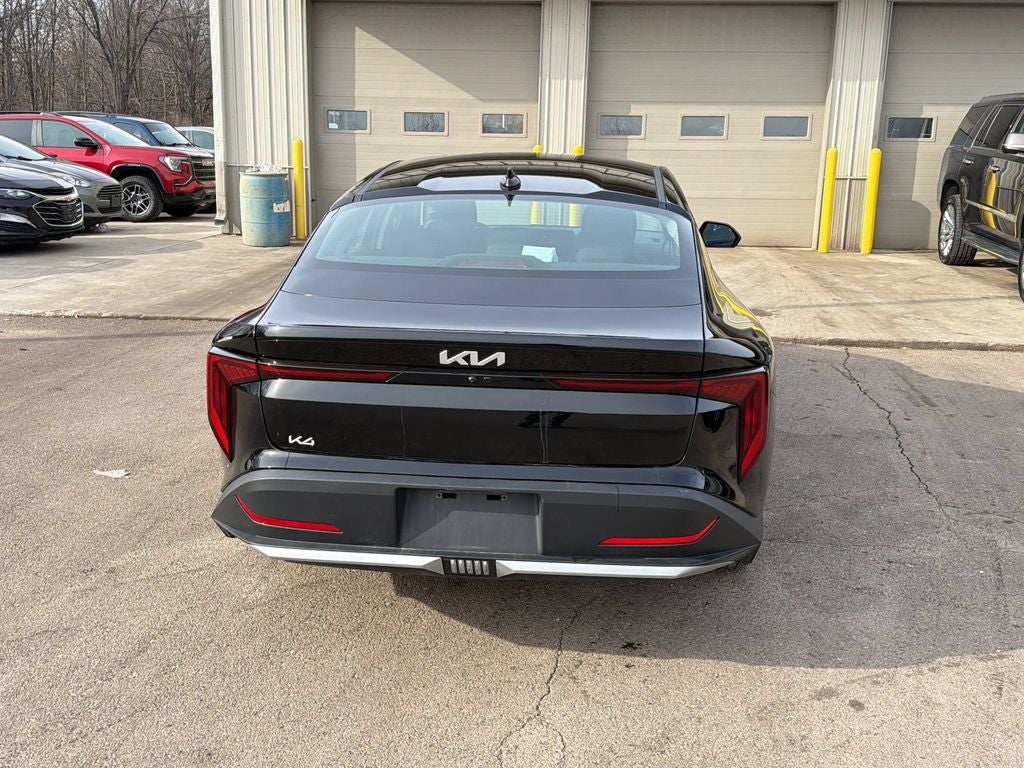 2025 Kia K4 LXS