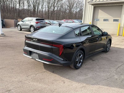 2025 Kia K4 LXS
