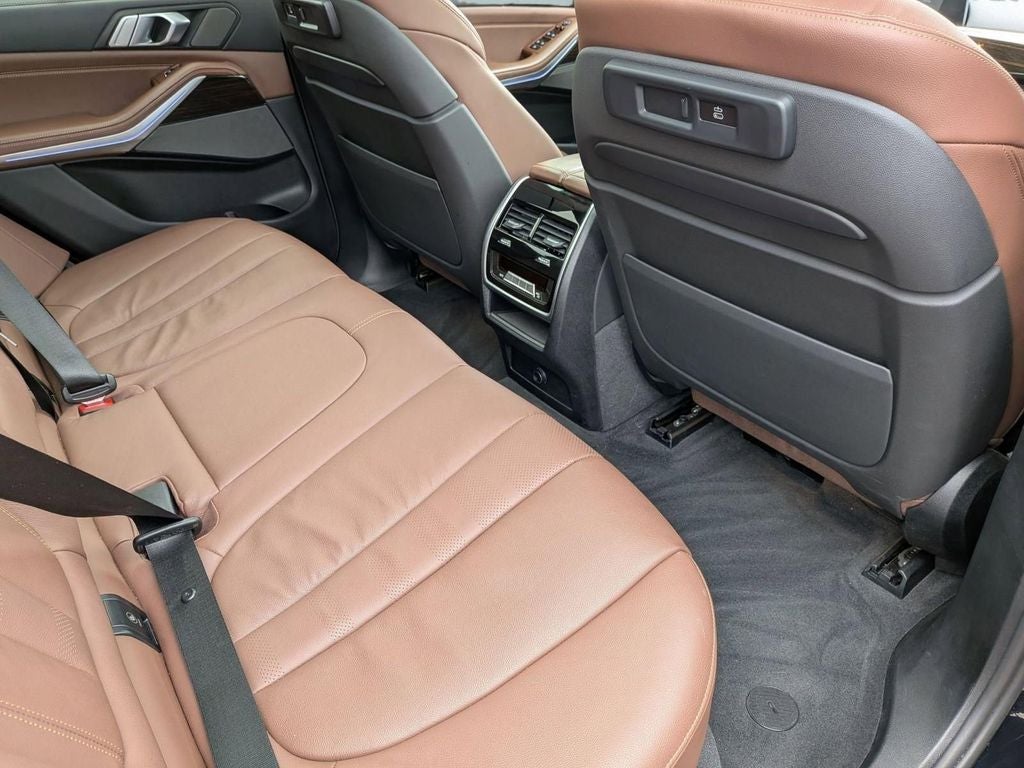 2020 BMW X5 M50i