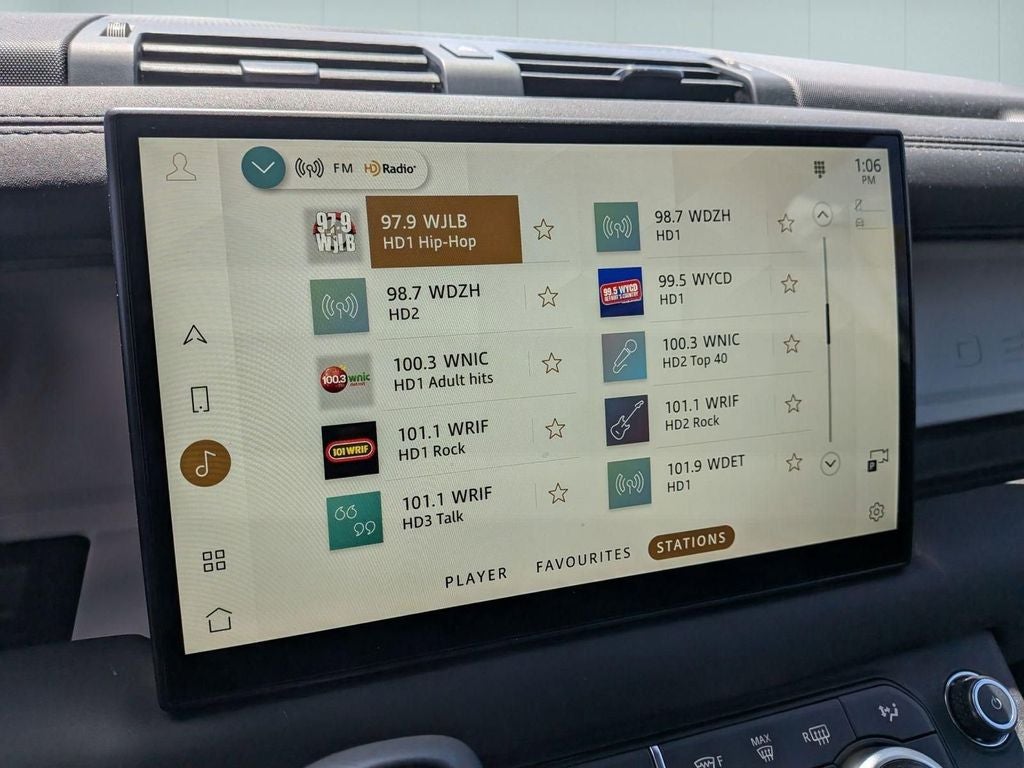 2025 Land Rover Defender 110 S