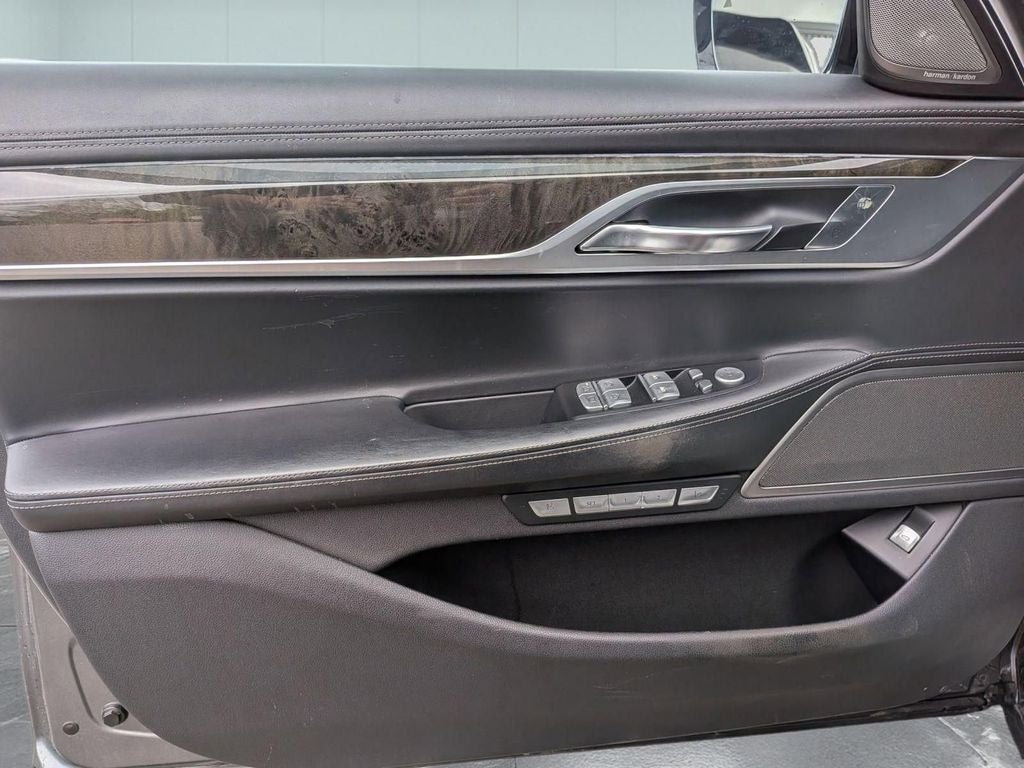 2016 BMW 7 Series 750i