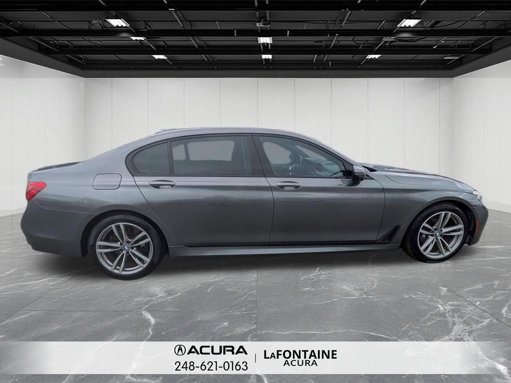 2016 BMW 7 Series 750i