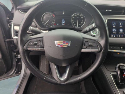 2023 Cadillac XT4 Premium Luxury