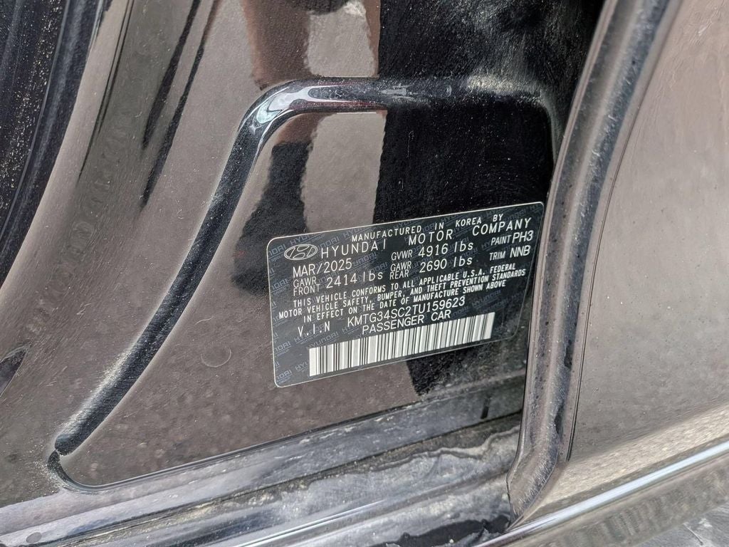 2026 Genesis G70 2.5T Prestige