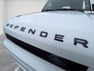 2025 Land Rover Defender 110 S