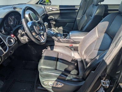 2018 Porsche Cayenne Platinum Edition