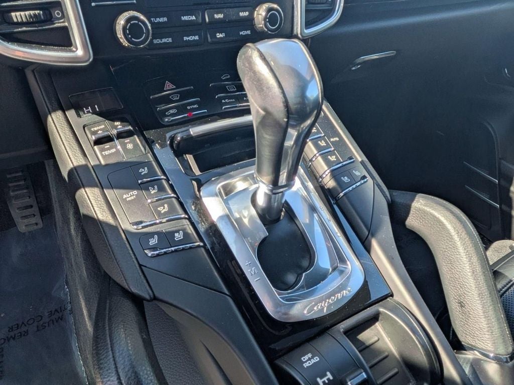 2018 Porsche Cayenne Platinum Edition