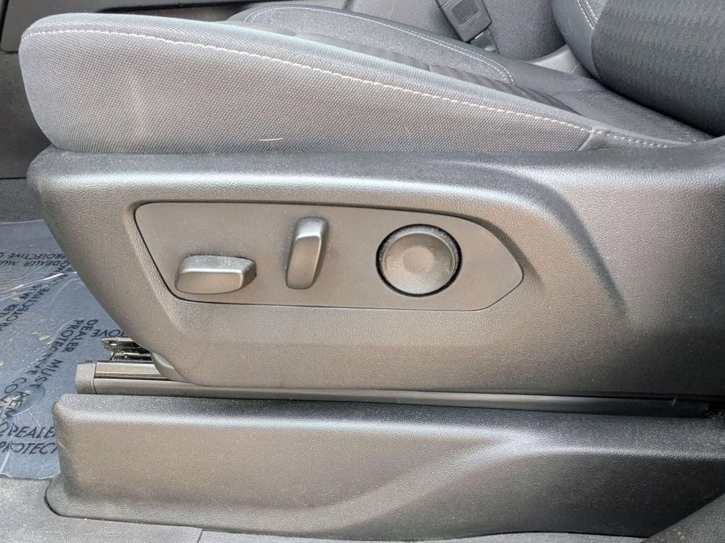 2023 GMC Yukon SLE