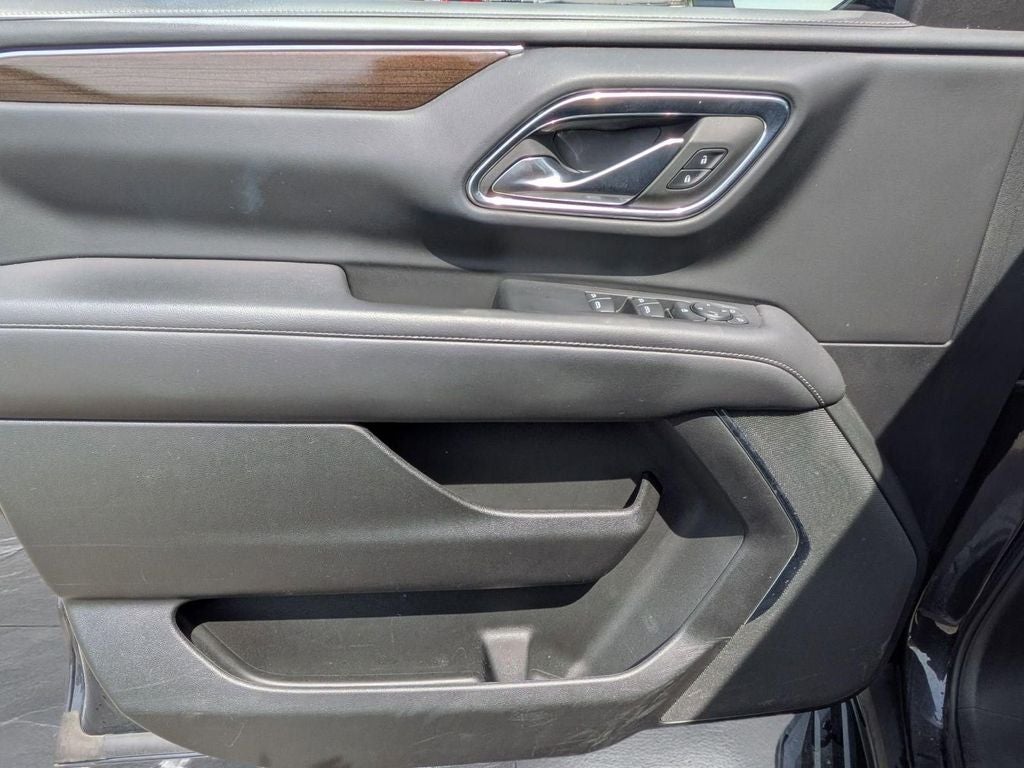 2023 GMC Yukon SLE