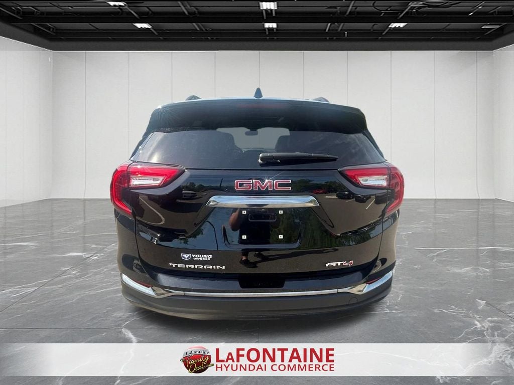 2023 GMC Terrain AT4
