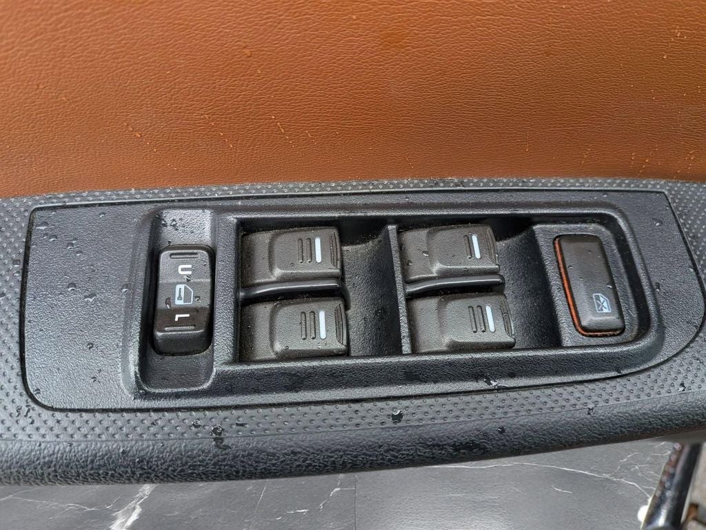 2007 Hummer H3 Base
