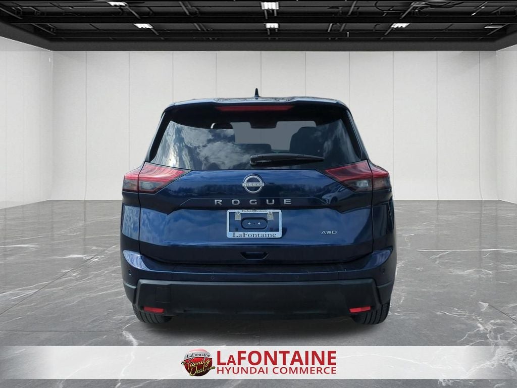 2025 Nissan Rogue SV