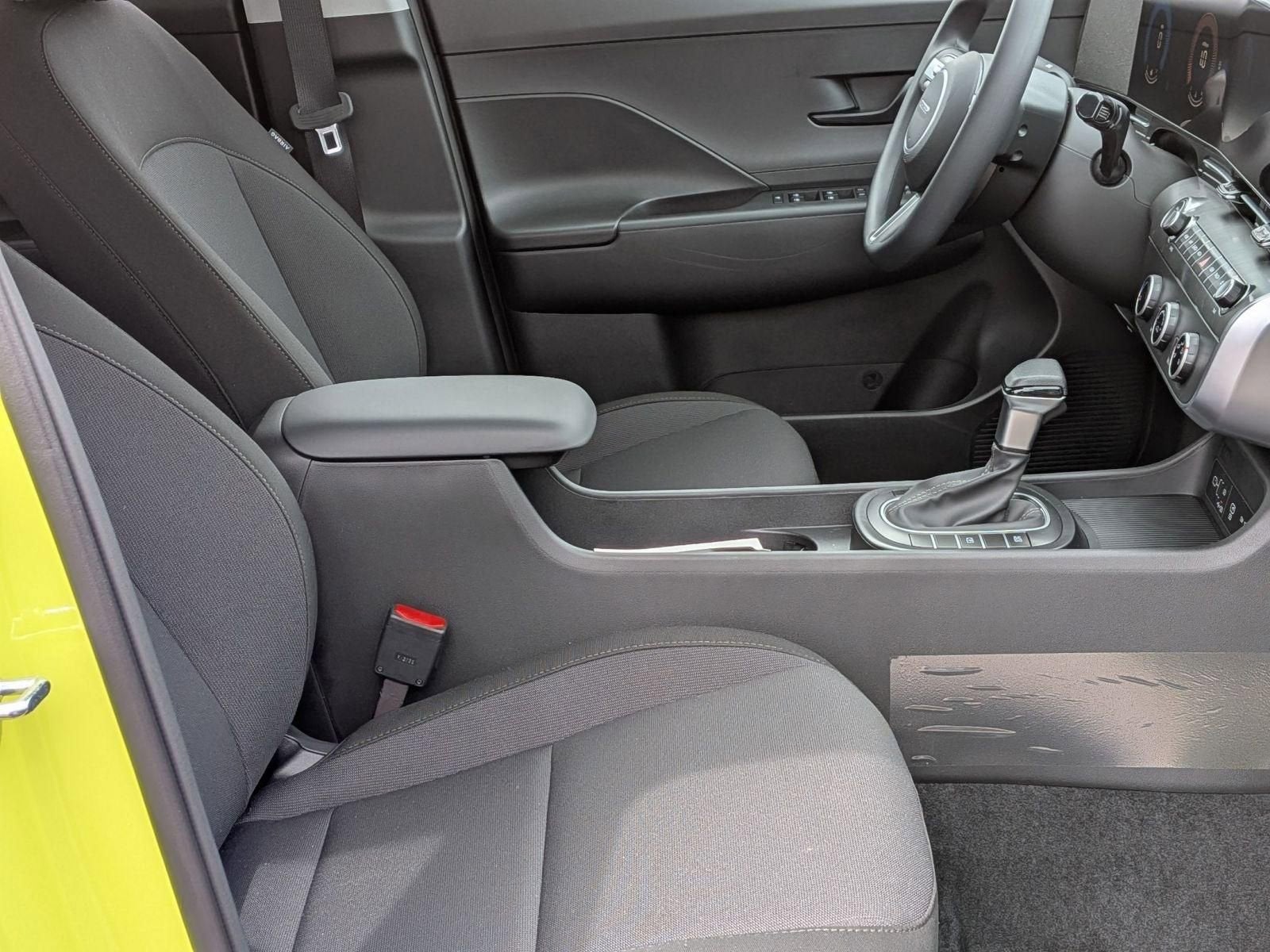 2026 Hyundai Kona SE