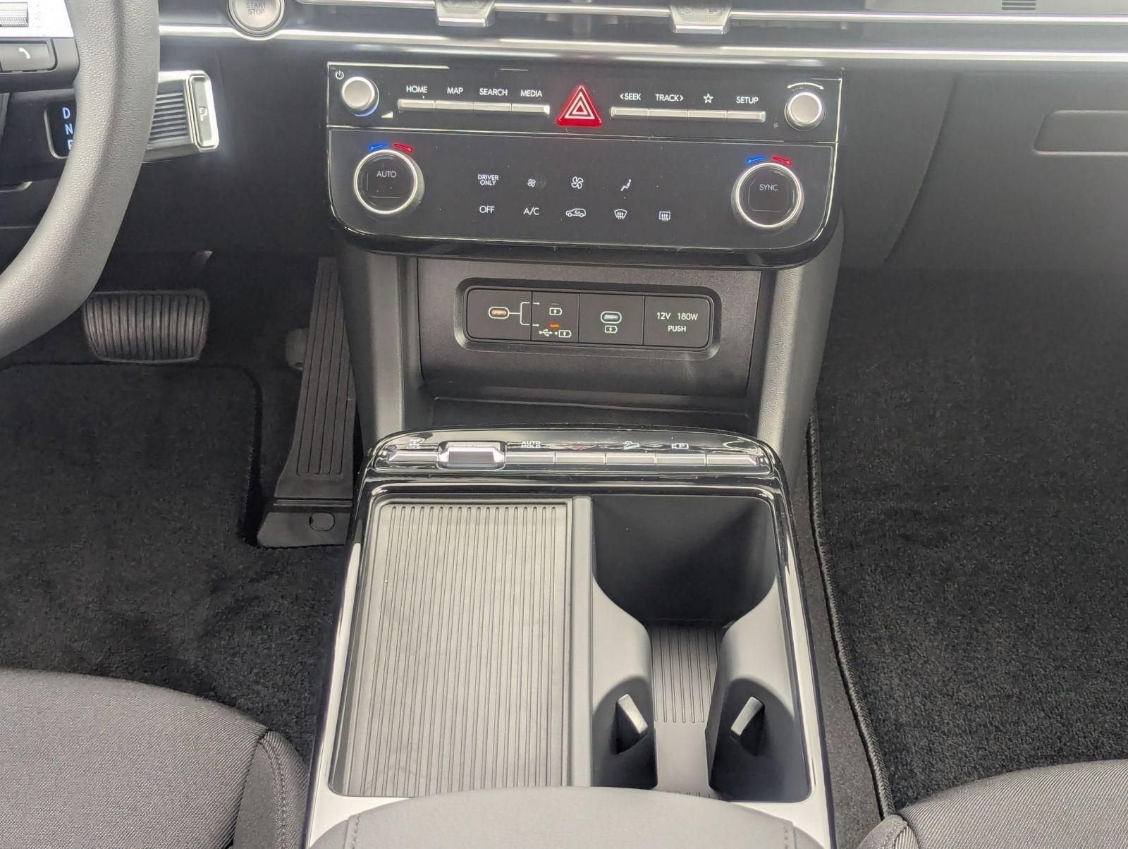 2026 Hyundai Tucson Hybrid Blue SE