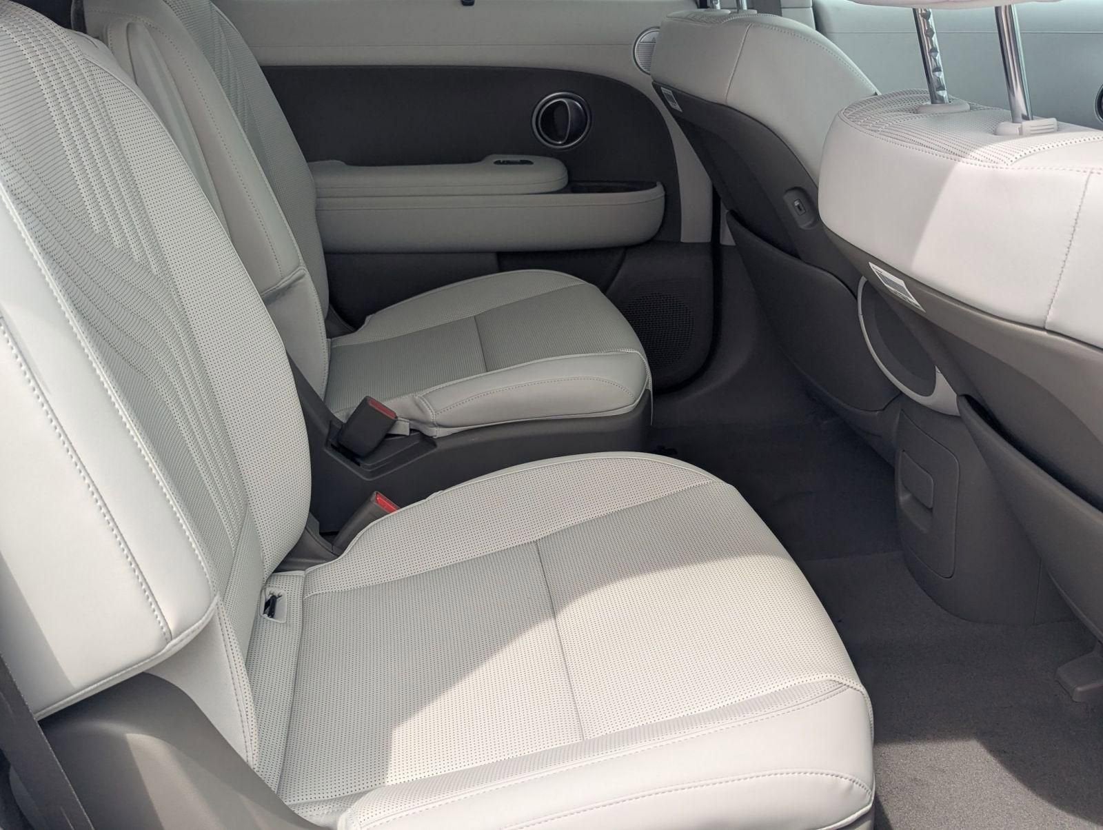 2026 Hyundai Palisade Hybrid Blue SEL 7P
